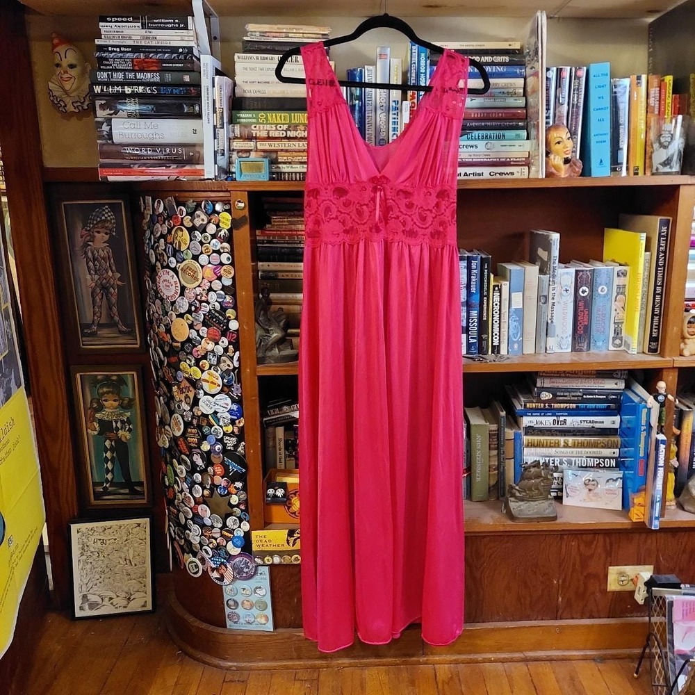 Vintage hot pink maxi slip dress with lace and bow detail.
